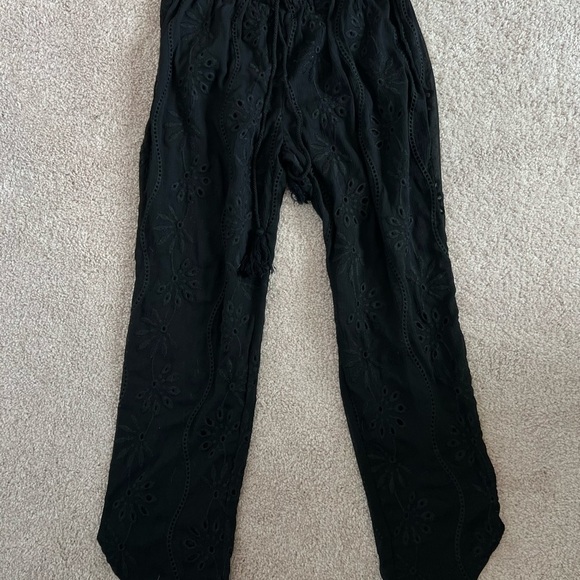𝅺mustard Seed Women’s Black Sheer Pants Size Medium NWT - Picture 2 of 8